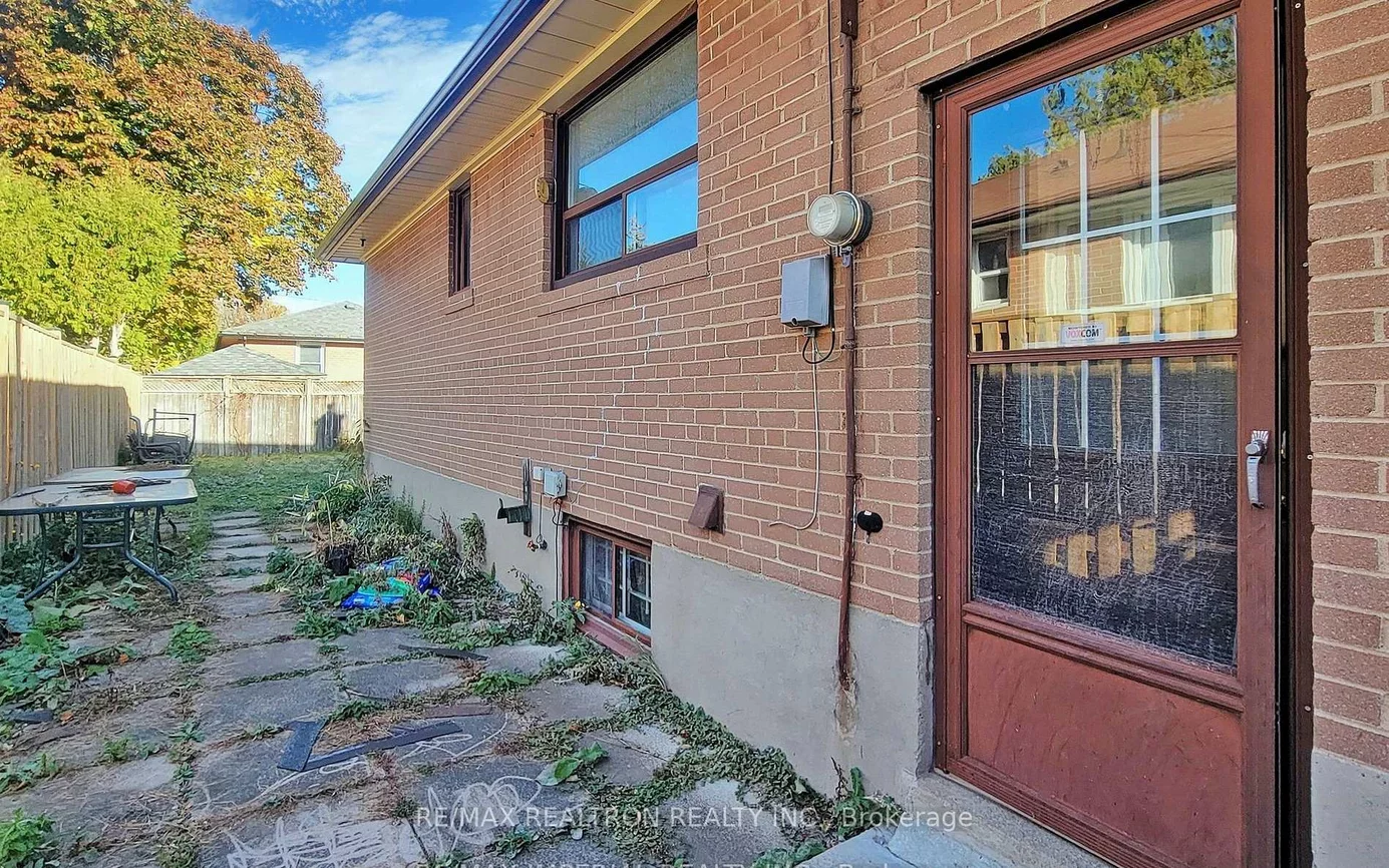 331, Boisdale, Harding, Richmond Hill