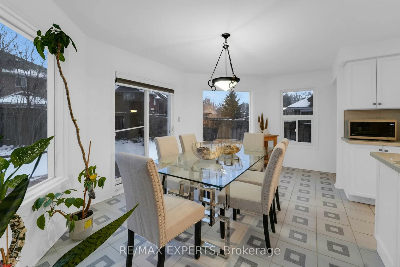 62, Luba, Devonsleigh, Richmond Hill