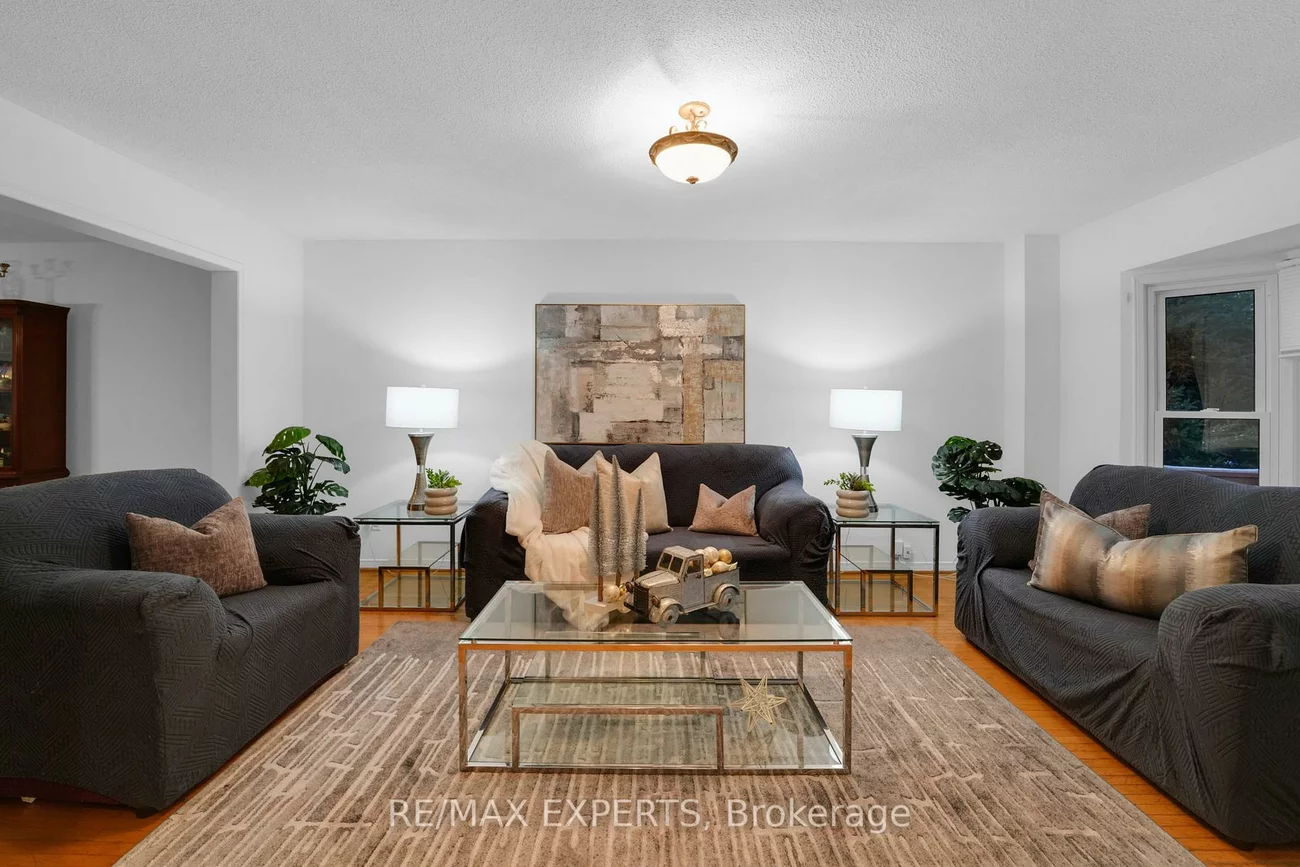 62, Luba, Devonsleigh, Richmond Hill