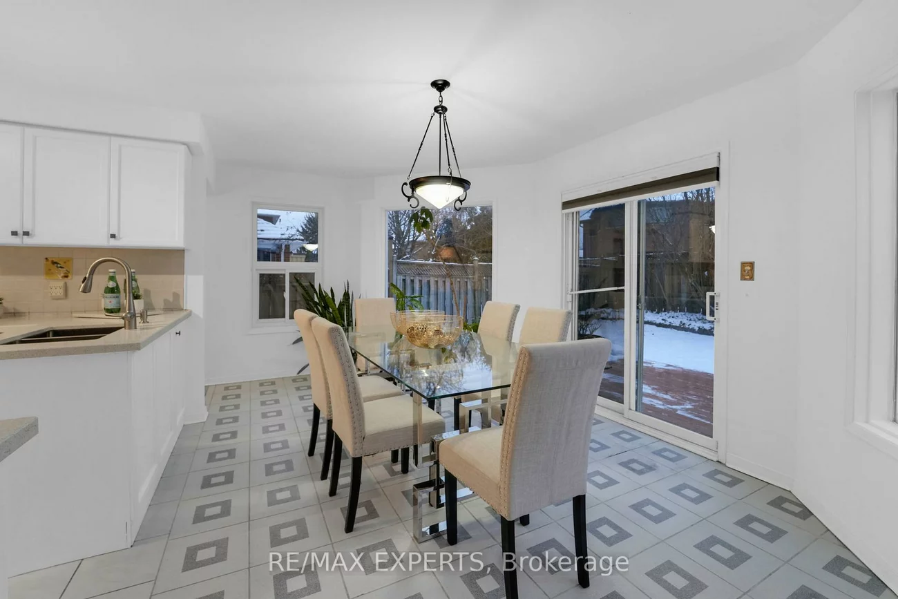 62, Luba, Devonsleigh, Richmond Hill