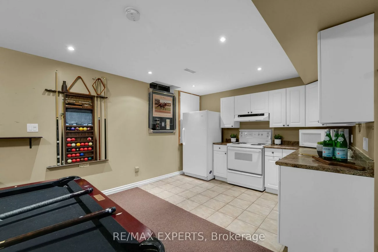 62, Luba, Devonsleigh, Richmond Hill