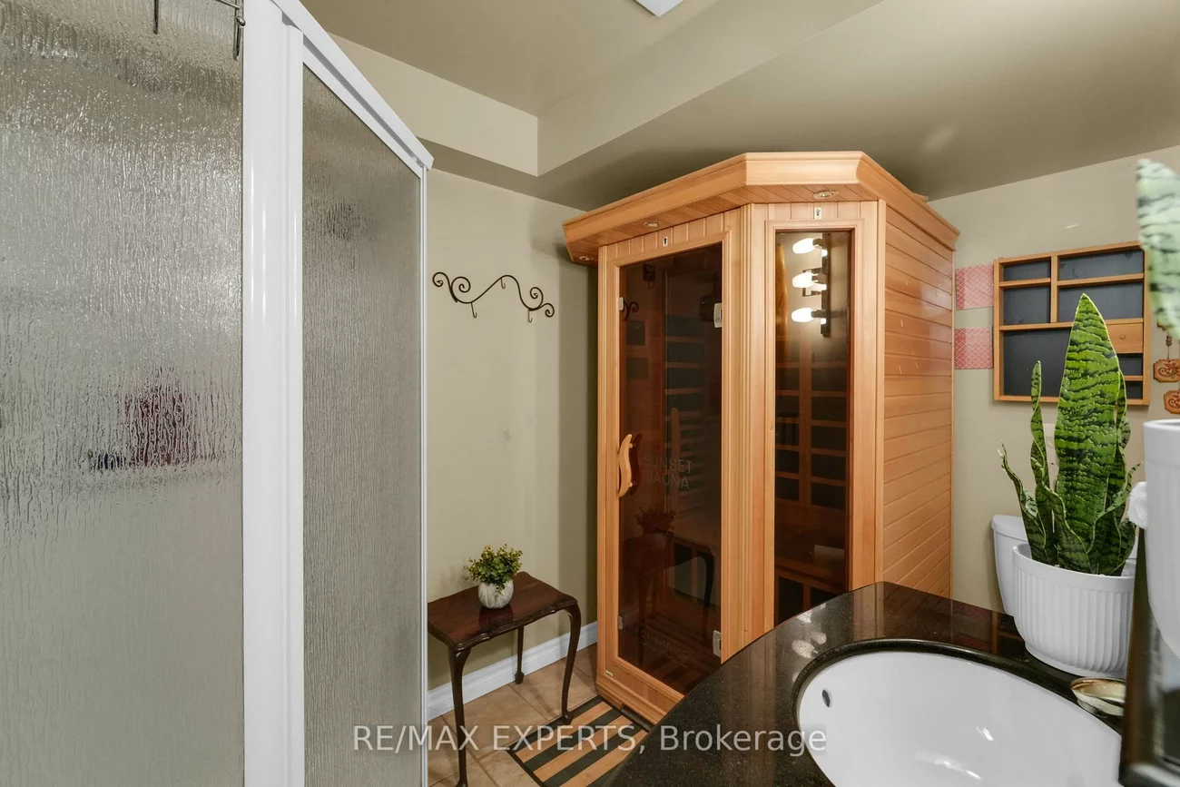 62, Luba, Devonsleigh, Richmond Hill