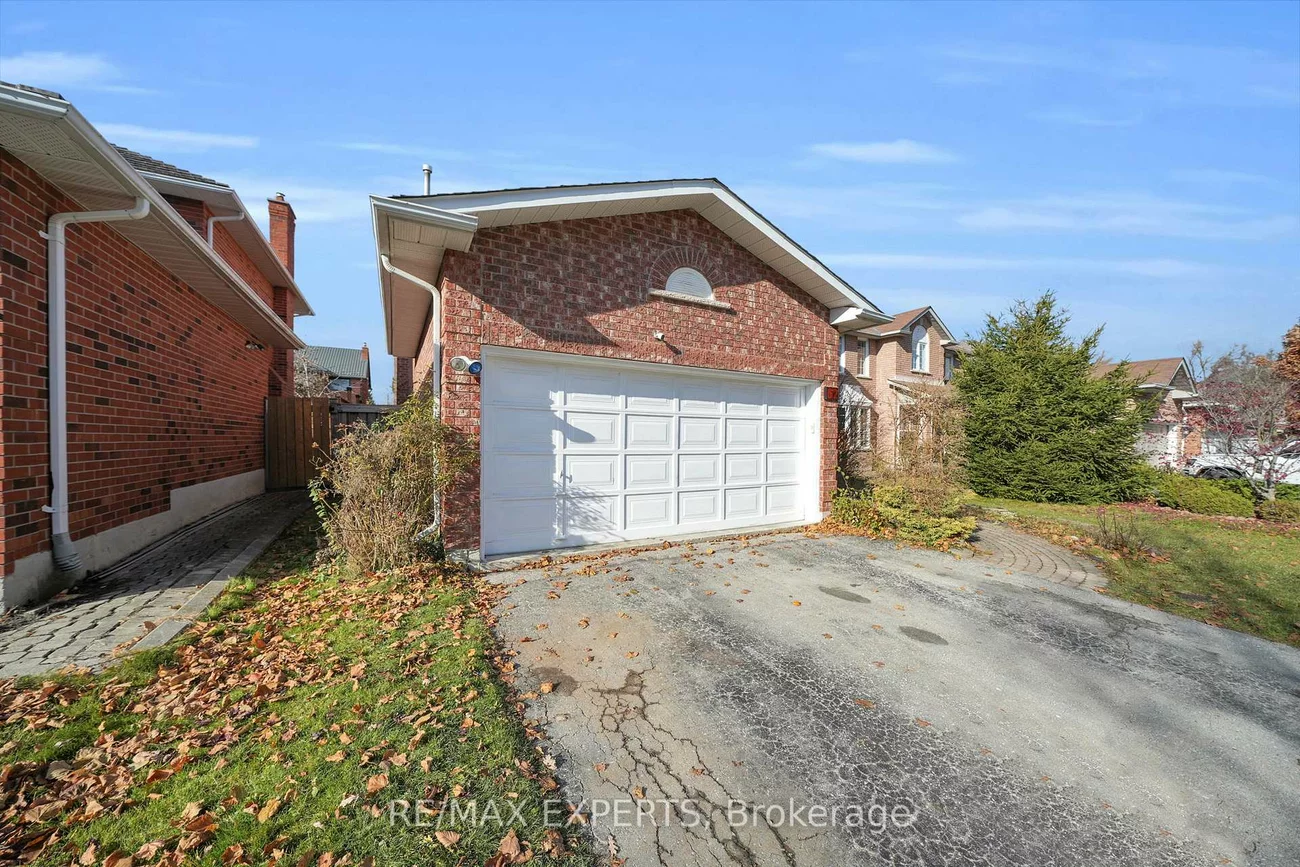 62, Luba, Devonsleigh, Richmond Hill