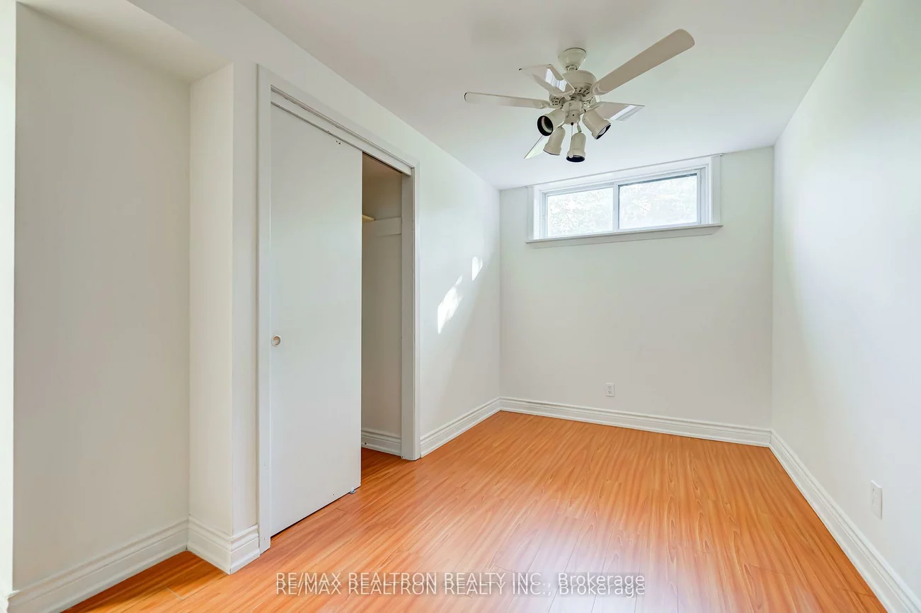 31, Sussex, Crosby, Richmond Hill