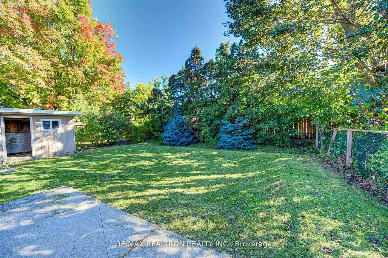 31, Sussex, Crosby, Richmond Hill