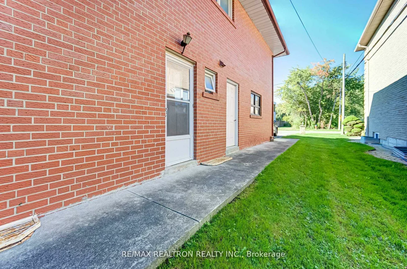 69, Elm, Langstaff, Richmond Hill