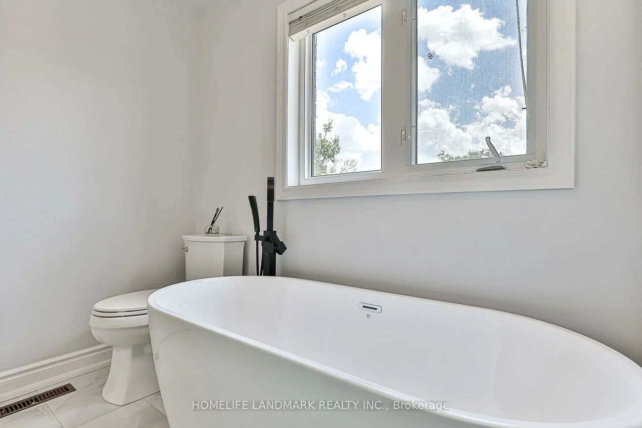 9, Longwood, Oak Ridges, Richmond Hill