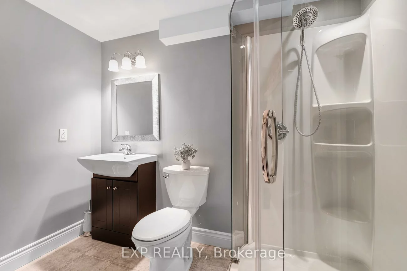 8917, Yonge, Langstaff, Richmond Hill