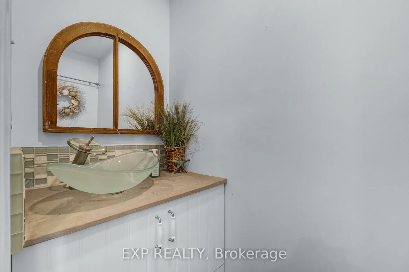 8917, Yonge, Langstaff, Richmond Hill