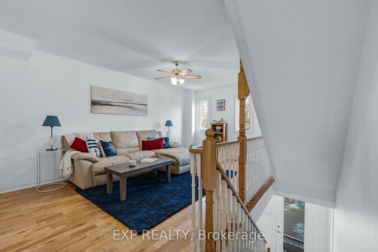 8917, Yonge, Langstaff, Richmond Hill