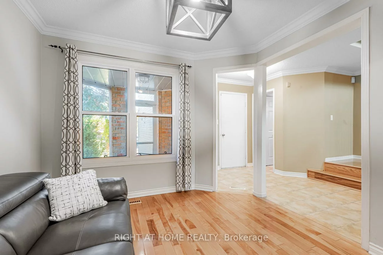 16, Marchwood, Harding, Richmond Hill