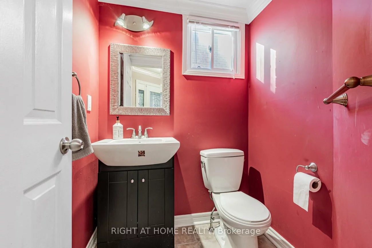 16, Marchwood, Harding, Richmond Hill