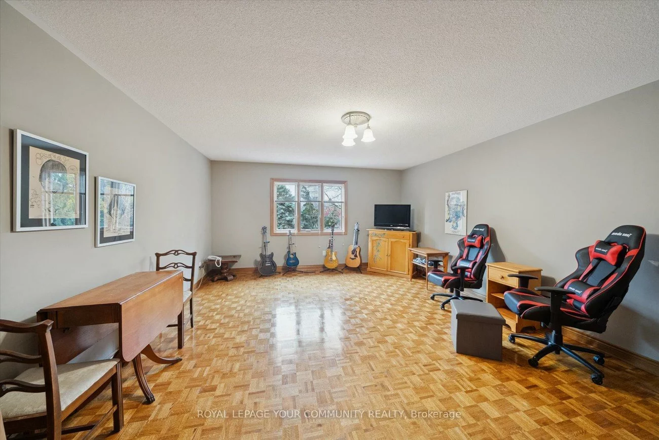 8, Old Park, Bayview Hill, Richmond Hill