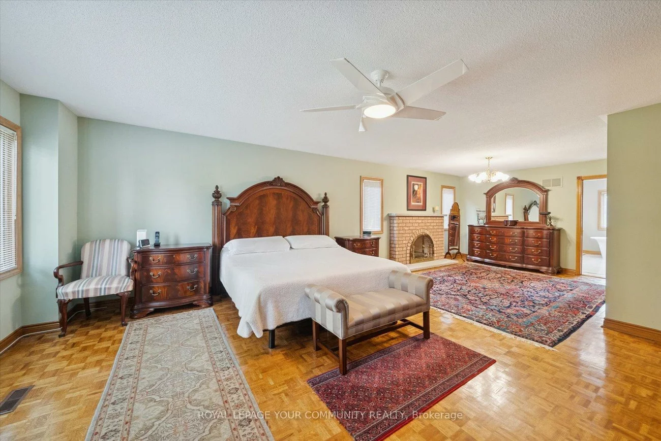 8, Old Park, Bayview Hill, Richmond Hill