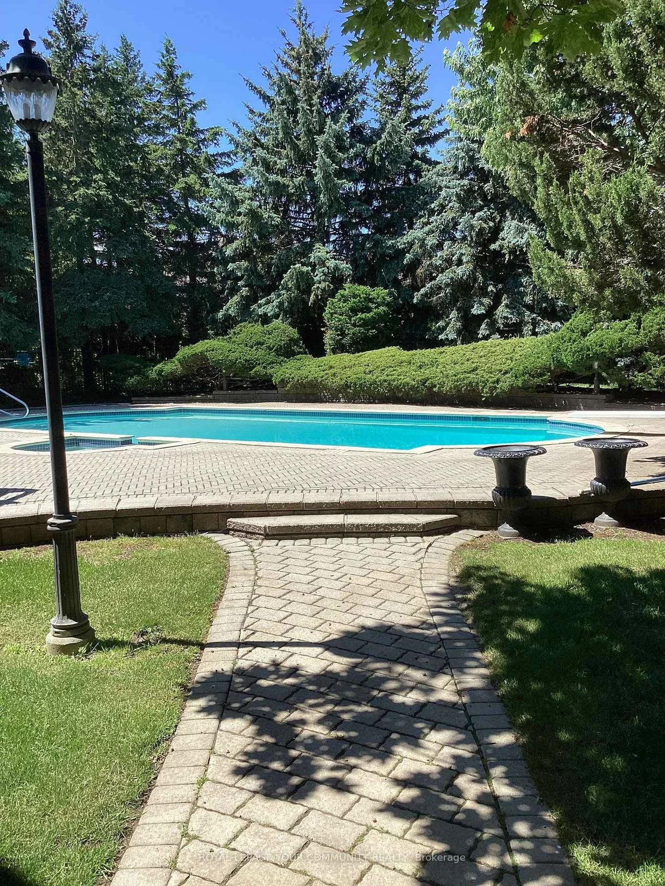 8, Old Park, Bayview Hill, Richmond Hill