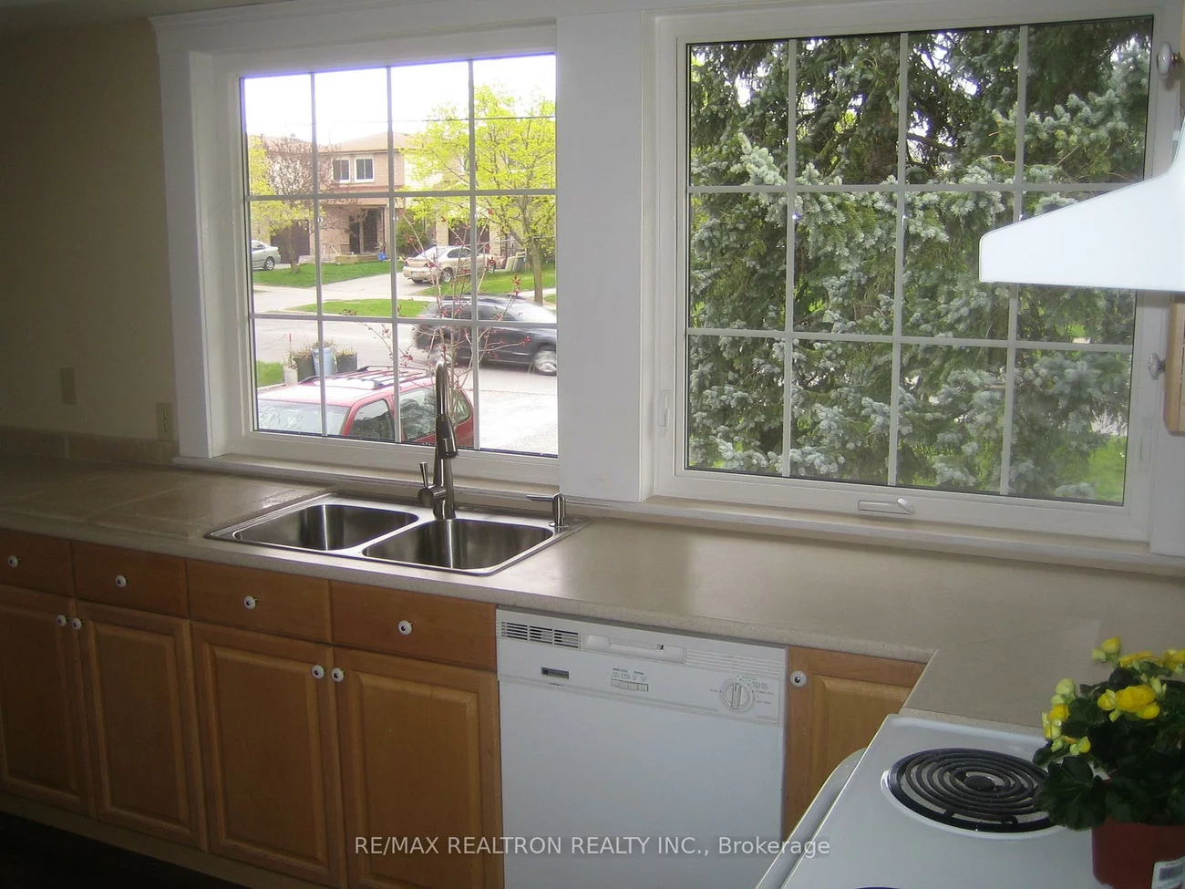 166, WELDRICK, North Richvale, Richmond Hill