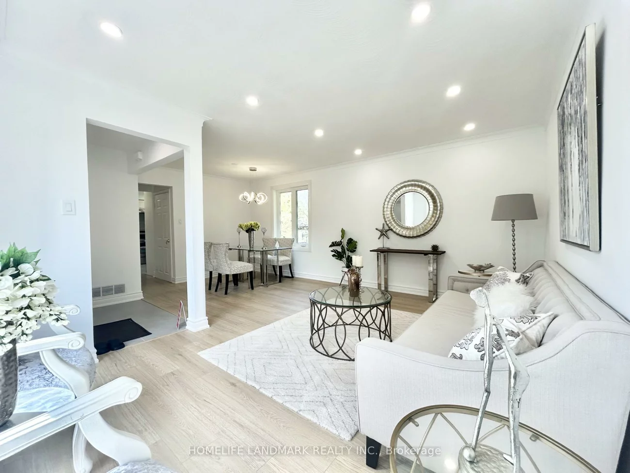 323, Elmwood, Harding, Richmond Hill