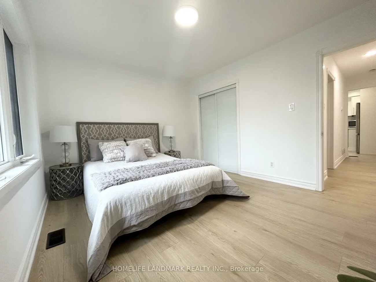 323, Elmwood, Harding, Richmond Hill