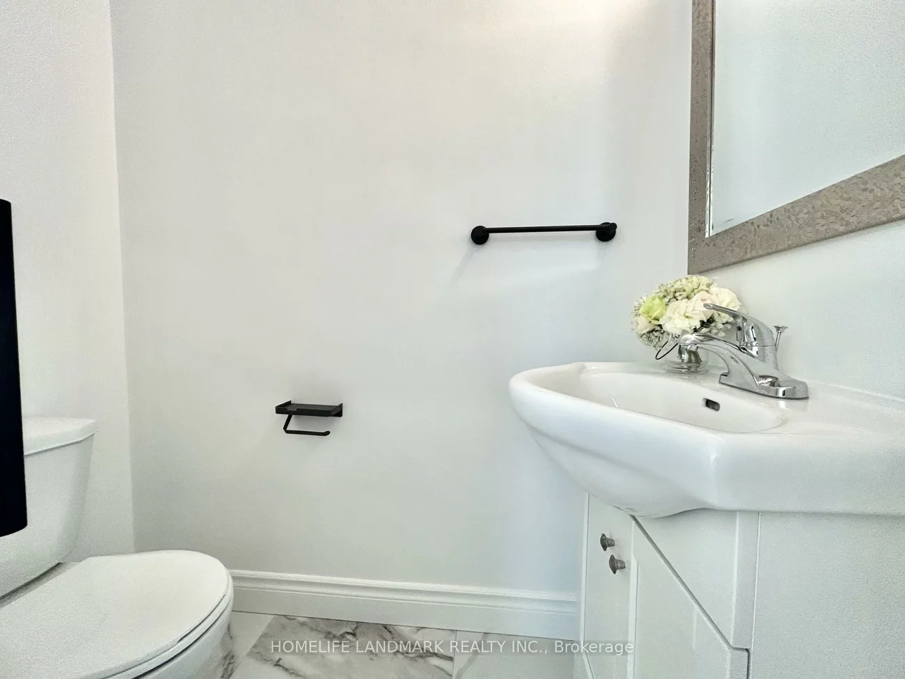 323, Elmwood, Harding, Richmond Hill