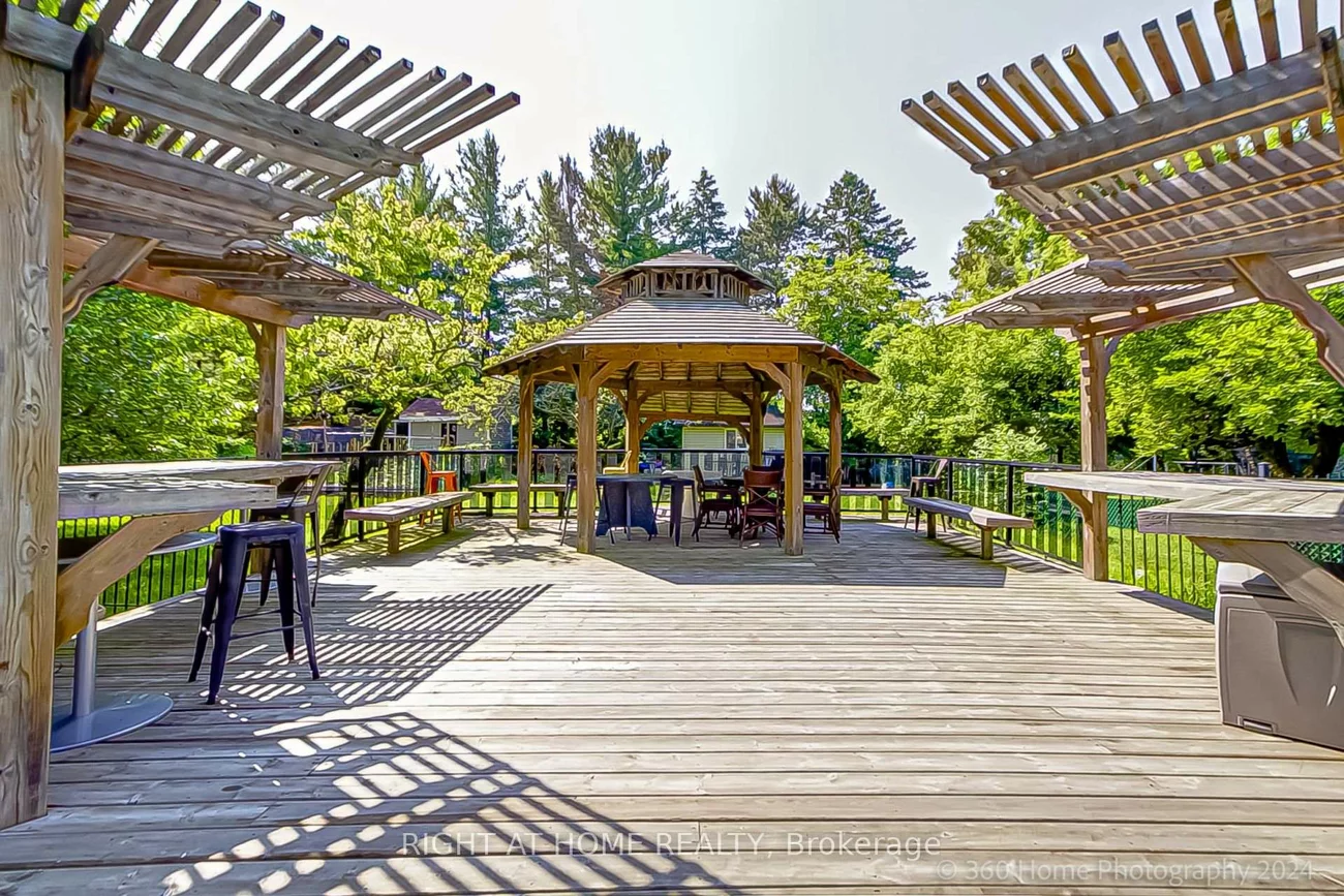 103, Oak, South Richvale, Richmond Hill