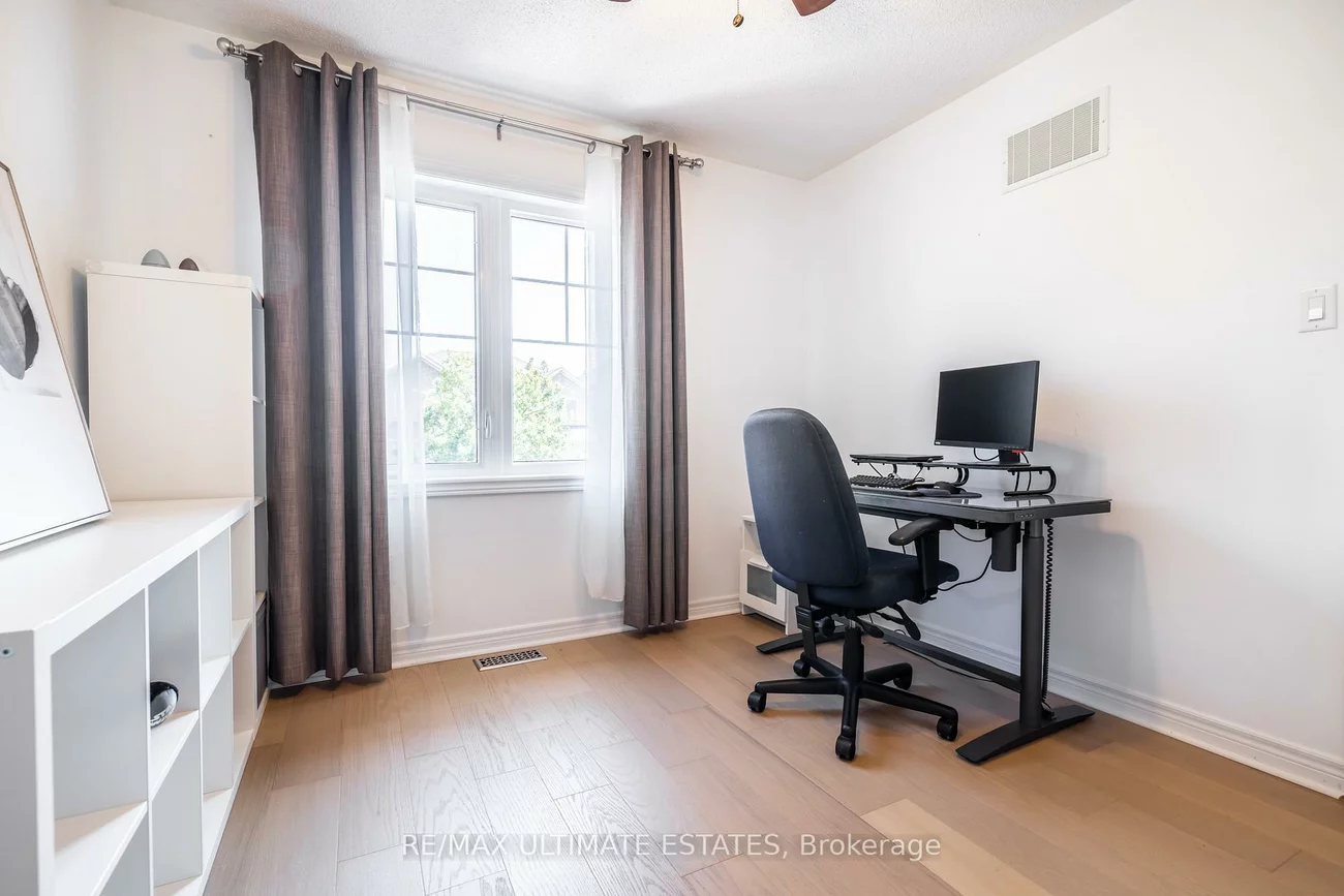 24, Yang, Jefferson, Richmond Hill