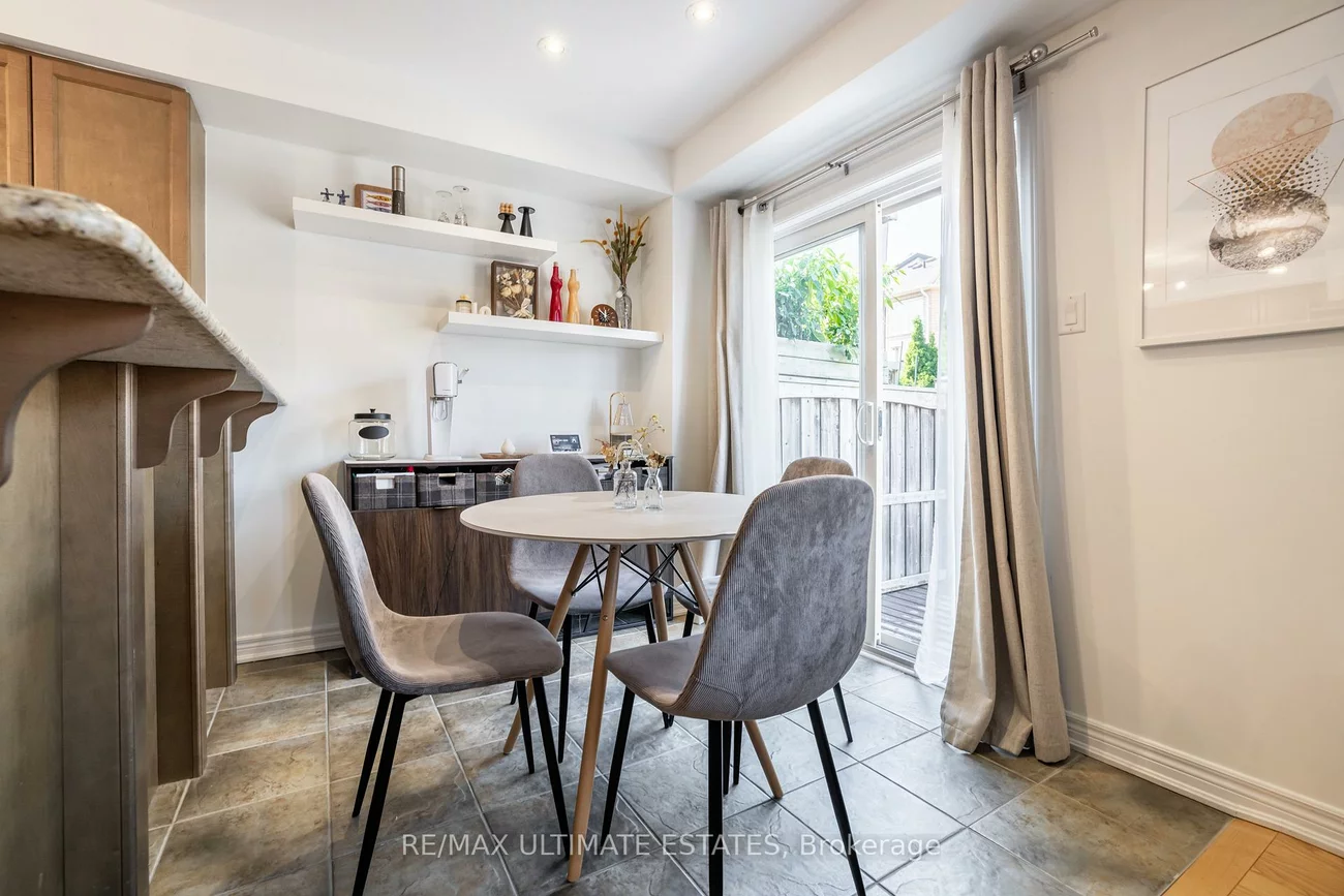 24, Yang, Jefferson, Richmond Hill