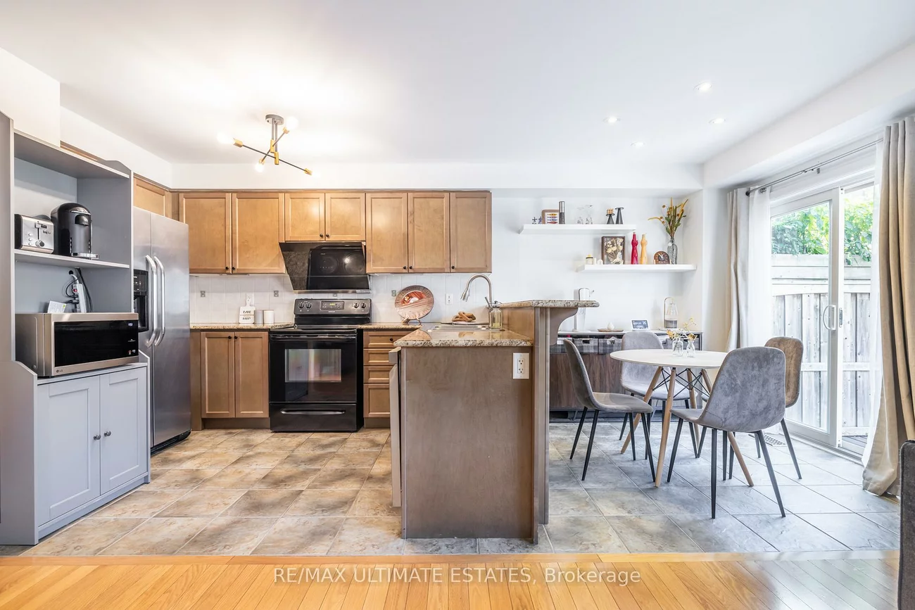 24, Yang, Jefferson, Richmond Hill