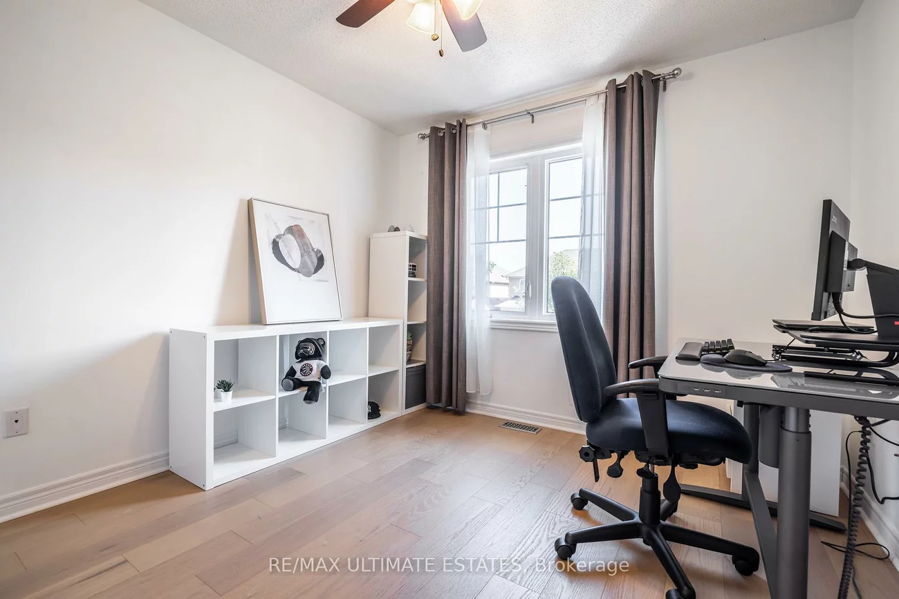 24, Yang, Jefferson, Richmond Hill