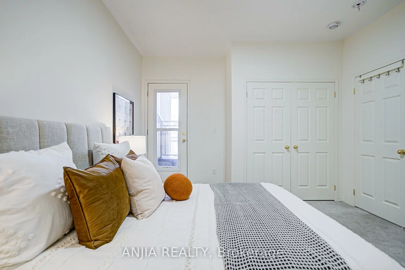 105, Ness, Rural Richmond Hill, Richmond Hill