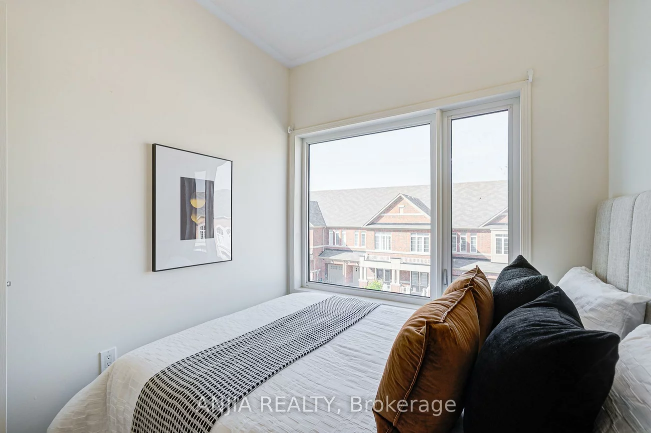 105, Ness, Rural Richmond Hill, Richmond Hill