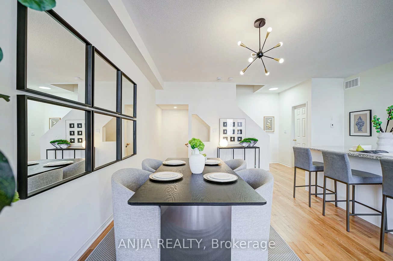 105, Ness, Rural Richmond Hill, Richmond Hill