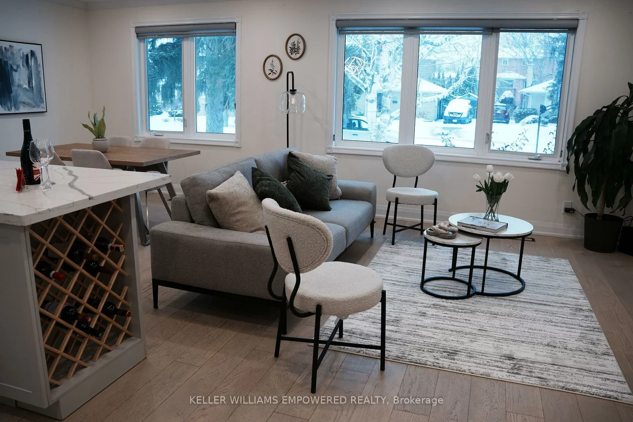 333, Paliser, Harding, Richmond Hill