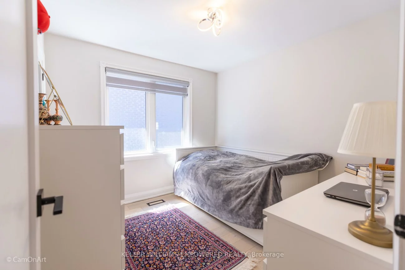 333, Paliser, Harding, Richmond Hill