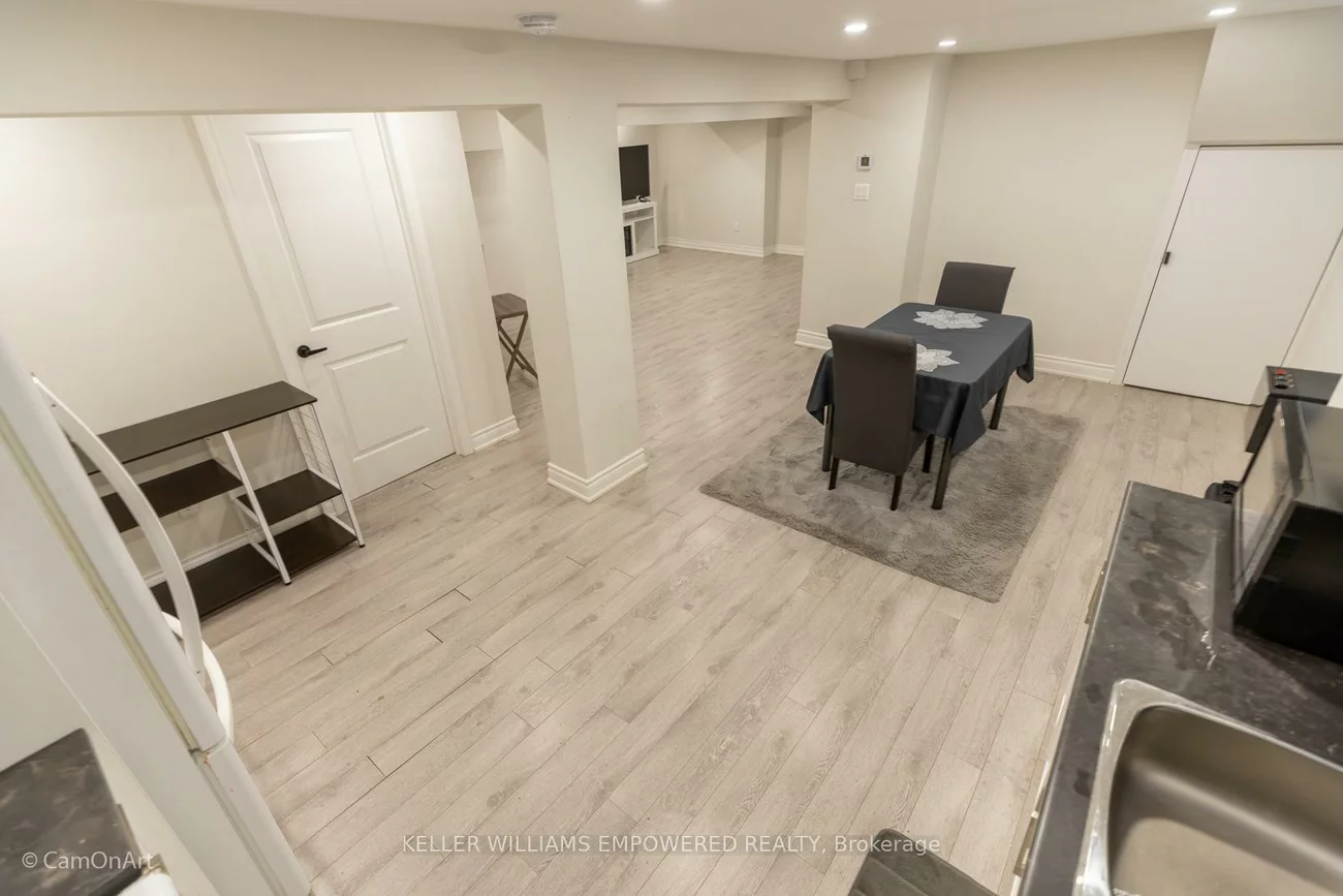 333, Paliser, Harding, Richmond Hill