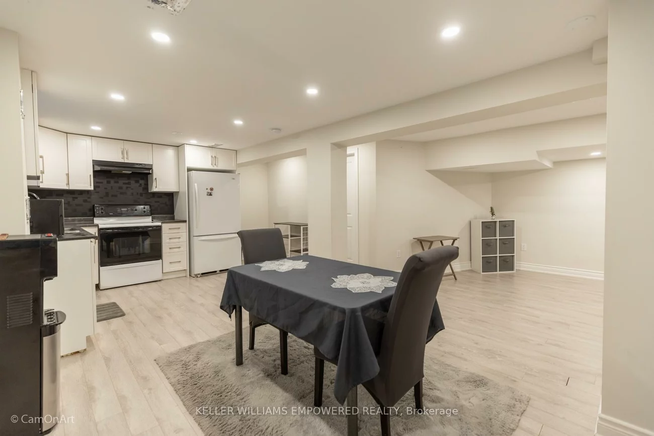 333, Paliser, Harding, Richmond Hill