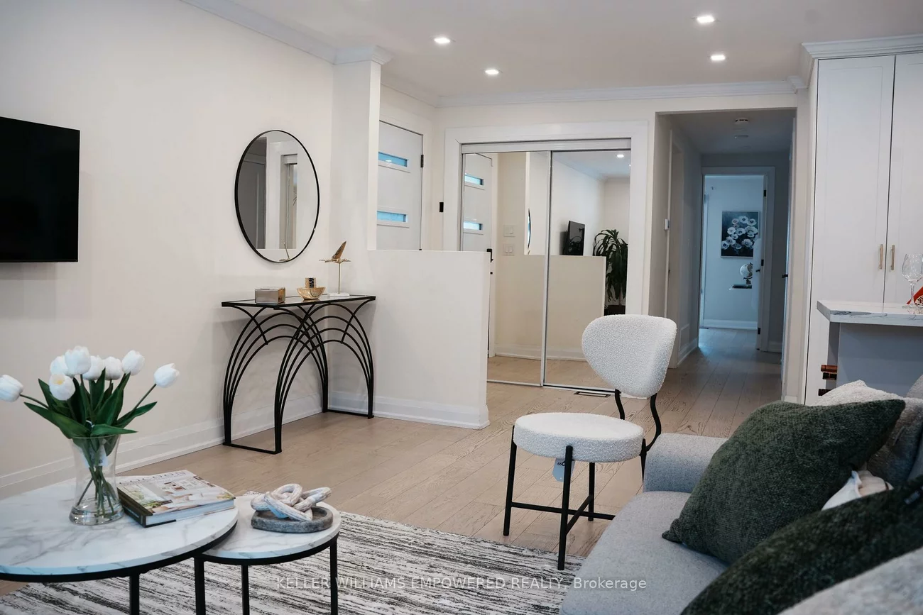 333, Paliser, Harding, Richmond Hill