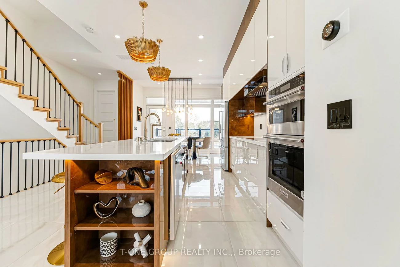 9, Credit, Jefferson, Richmond Hill