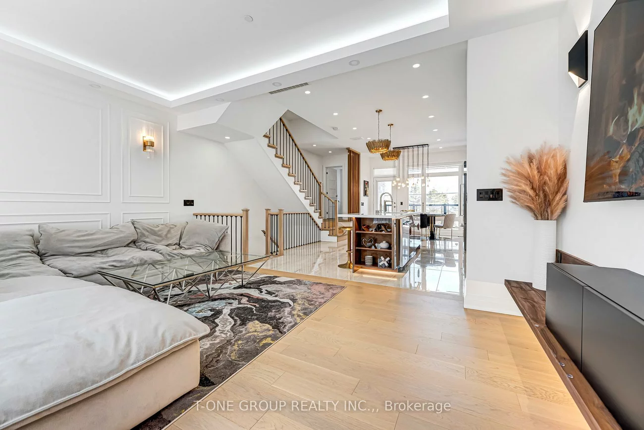 9, Credit, Jefferson, Richmond Hill