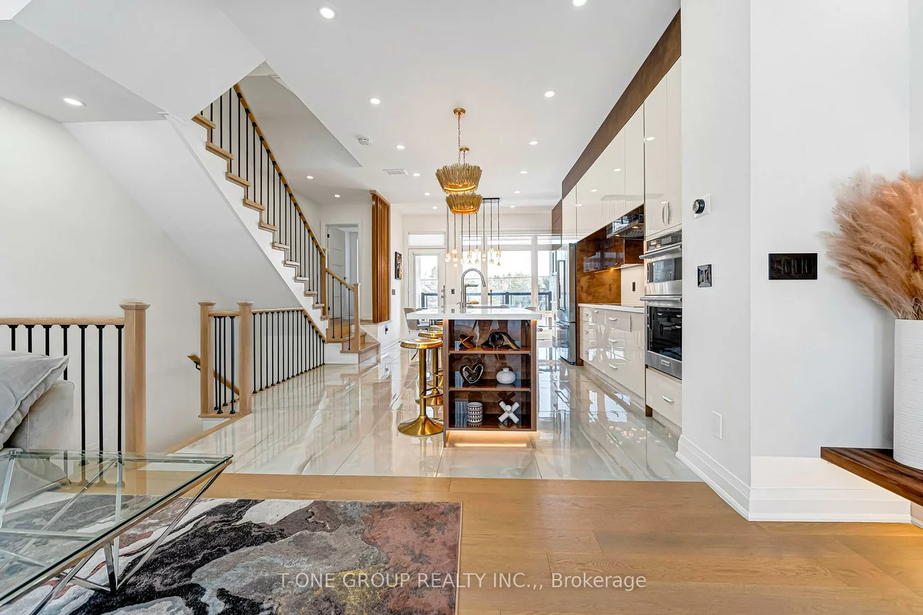 9, Credit, Jefferson, Richmond Hill