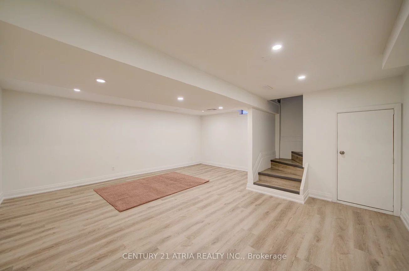 65, Worthington, Oak Ridges Lake Wilcox, Richmond Hill