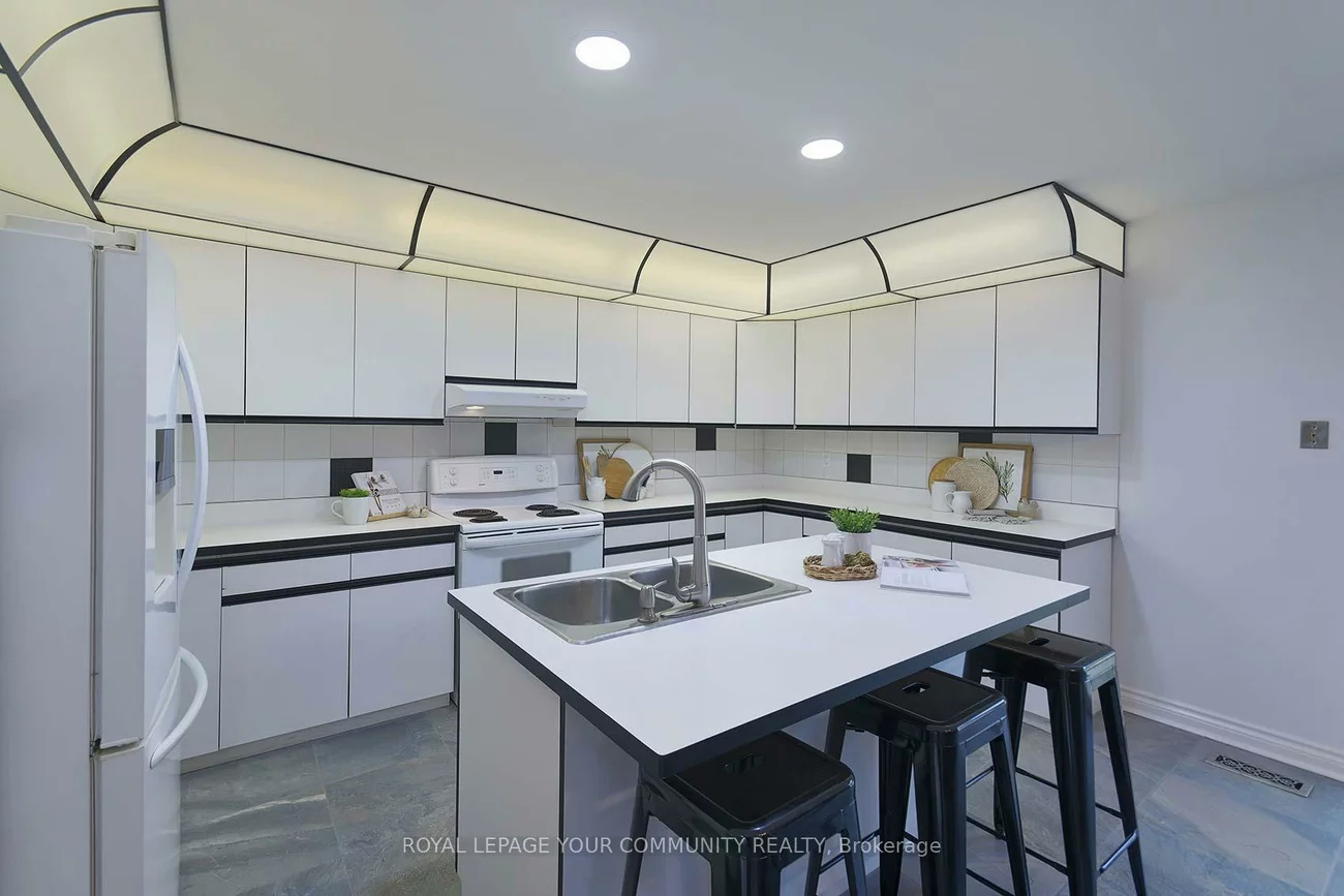 182, Oxford, Mill Pond, Richmond Hill