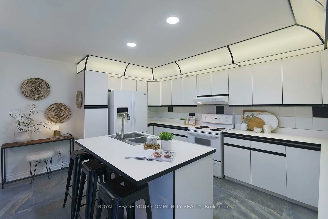 182, Oxford, Mill Pond, Richmond Hill