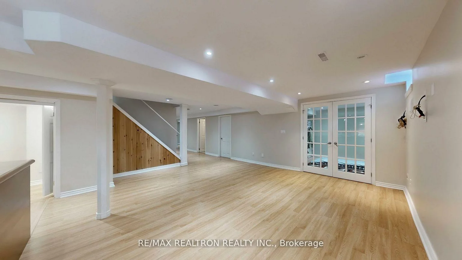 222, Silver Maple, Jefferson, Richmond Hill