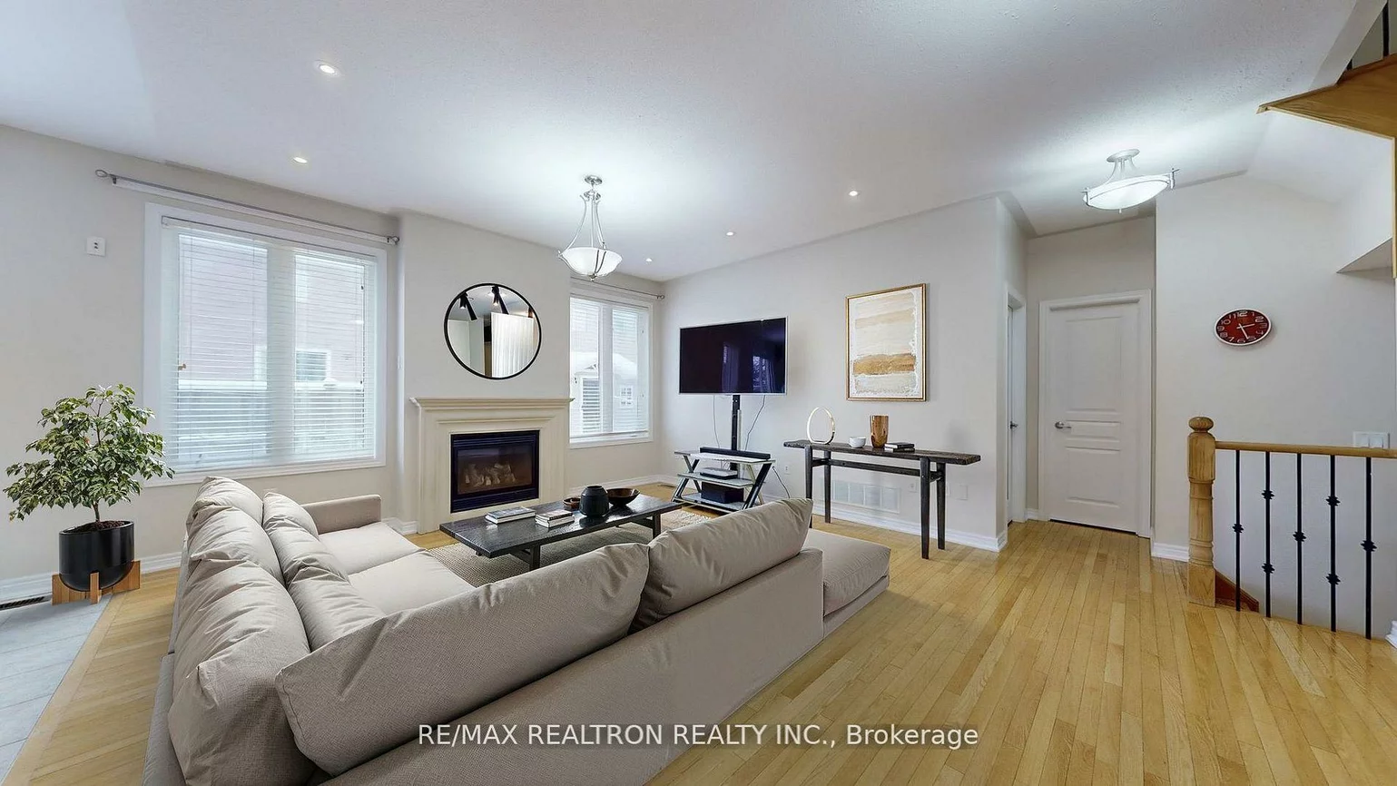 222, Silver Maple, Jefferson, Richmond Hill