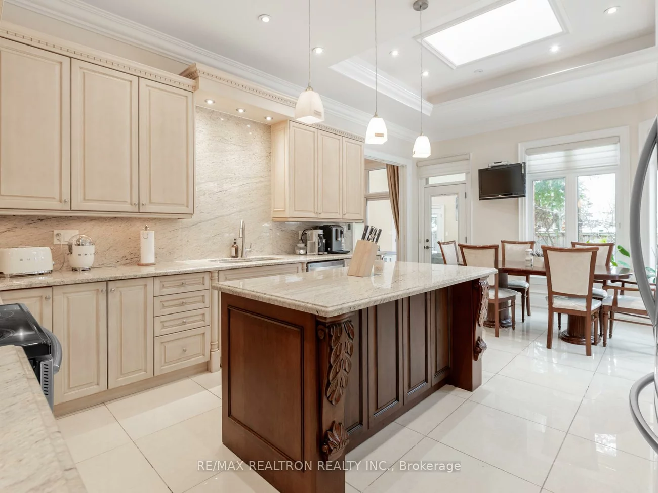 5, Long Hill, Jefferson, Richmond Hill