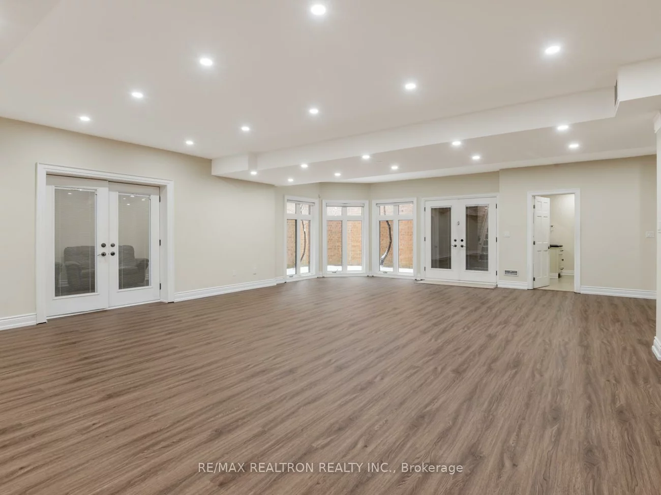 5, Long Hill, Jefferson, Richmond Hill