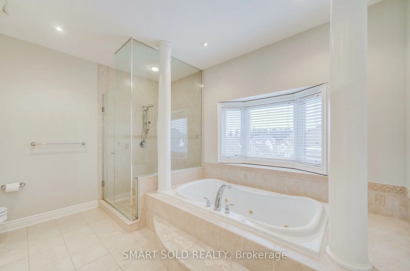 8, Sachet, Oak Ridges Lake Wilcox, Richmond Hill