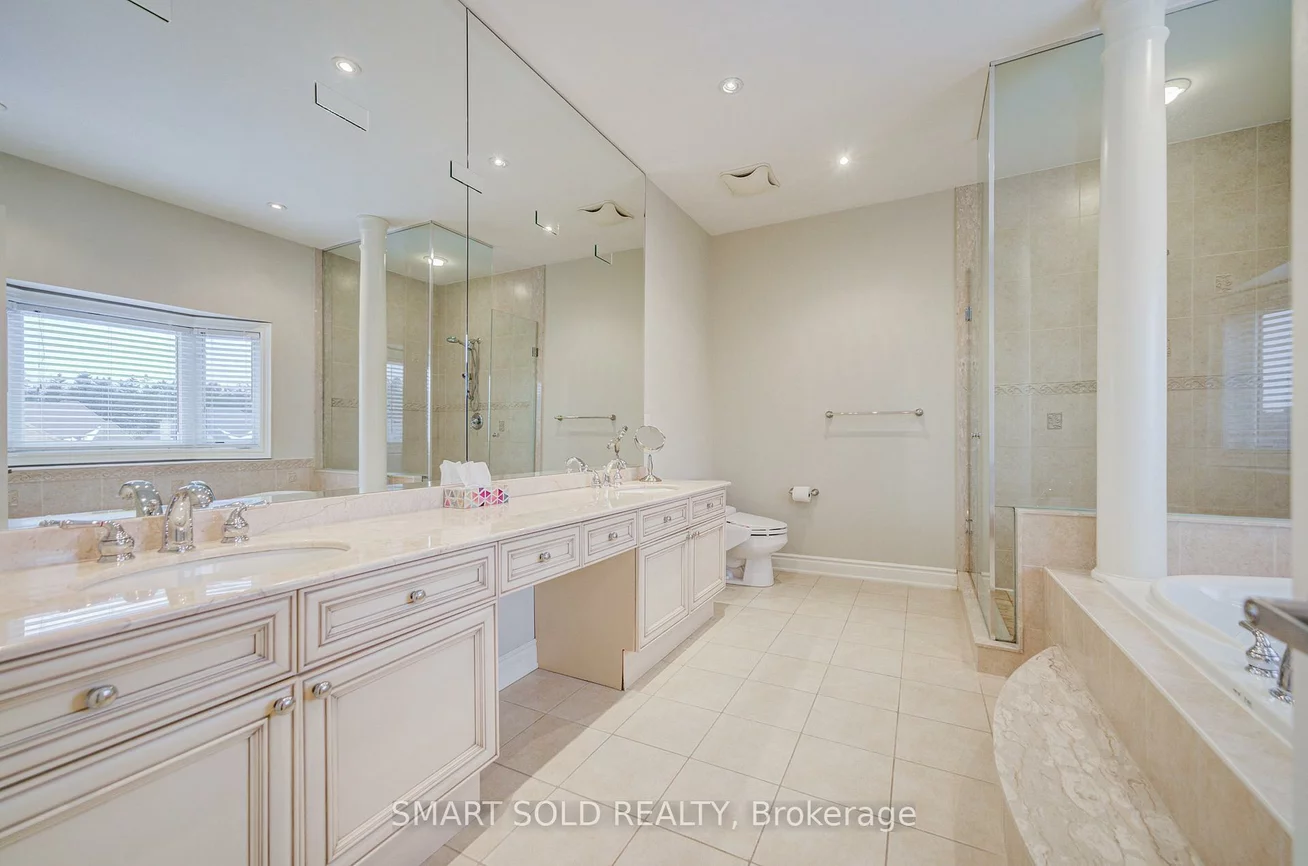 8, Sachet, Oak Ridges Lake Wilcox, Richmond Hill