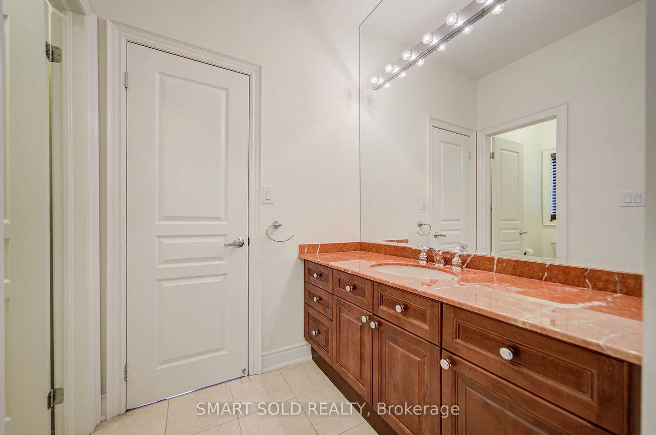 8, Sachet, Oak Ridges Lake Wilcox, Richmond Hill