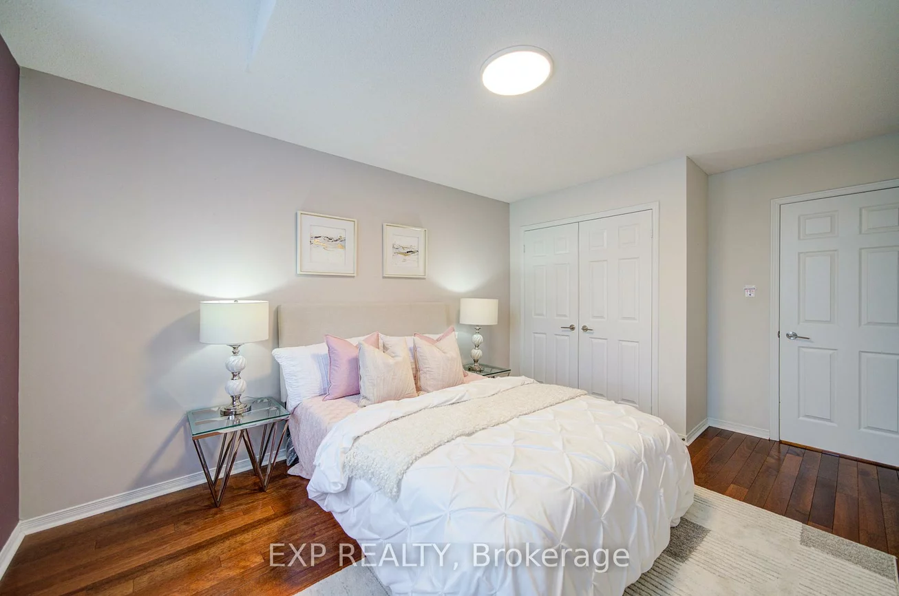 21, Westcliffe, Jefferson, Richmond Hill